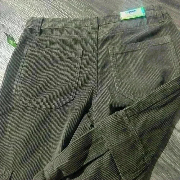 Tinsel Town cargo pant - Picture 6 of 8